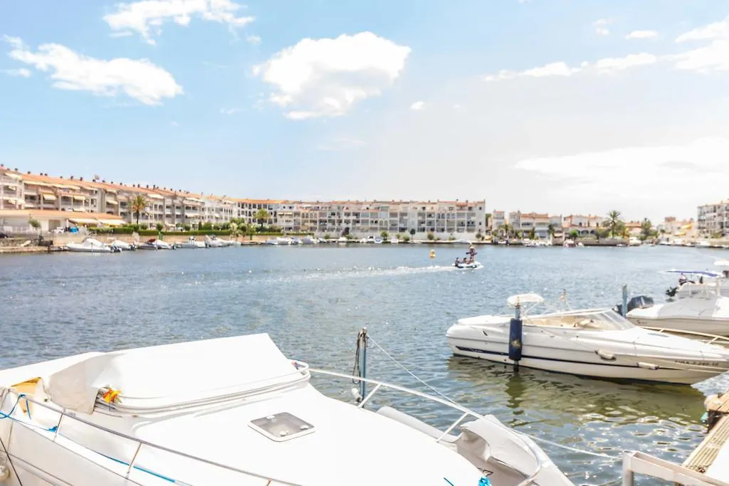 Empurialola - Casa Con Piscina Y Vistas Al Lago En Empuriabrava-138 Villa
